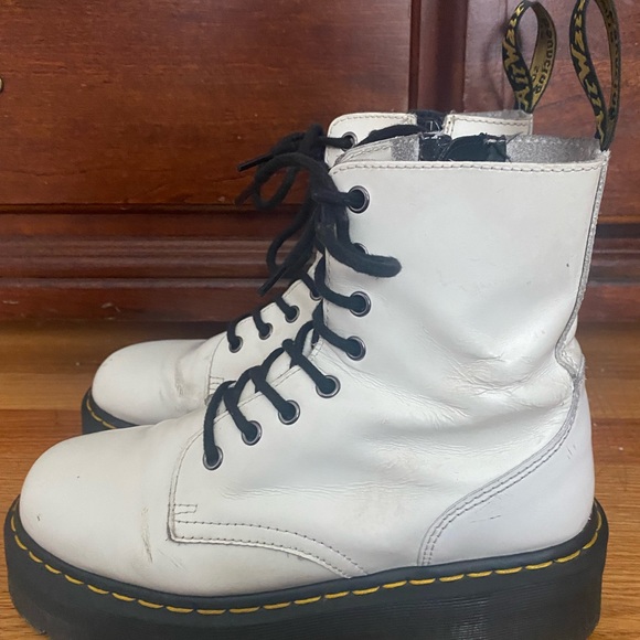 DR MARTEN JADON PLATFORM BOOTS - Picture 1 of 6